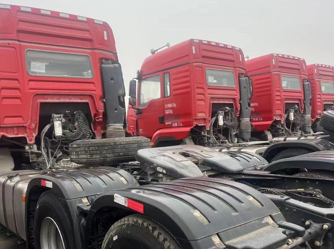 Шакман грузовик тракторная головка M3000 6*4 Вэйчай 430hp 2021 год Одно и половина кабины
