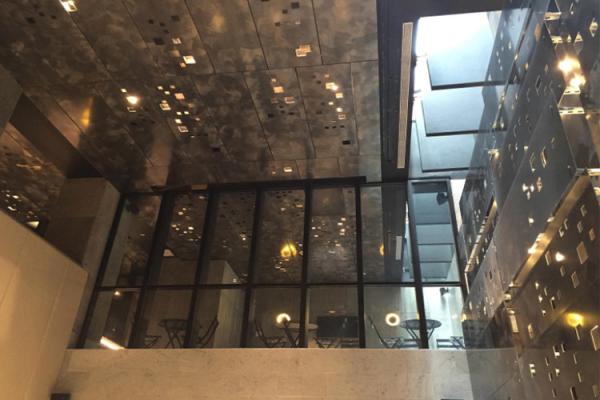 Customized Size Stainless Steel Ceiling Panels For Restaurants / Bars / Waiting Rooms