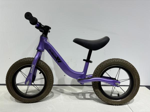 Customized Childrens Push Bike With Air-Filled Tires And Comfortable Saddle