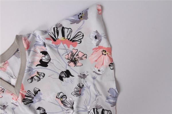 V-Neck Ladies Print Blouse Loose Short Sleeves Decorative Pattern Casual And Fashion