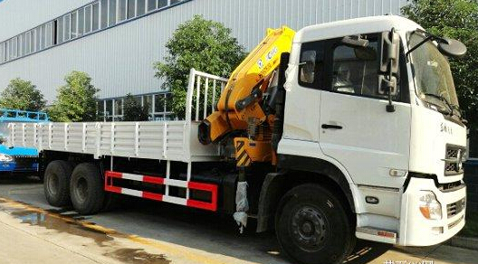 Professional Special Purpose Trucks DFL1250 10 Ton Crane Truck For Cango