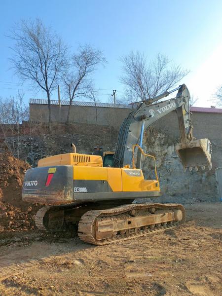 Sweden Used Volvo Excavators Volvo EC380 Excavators 38Ton  Hydraulic Crawler Backhoe