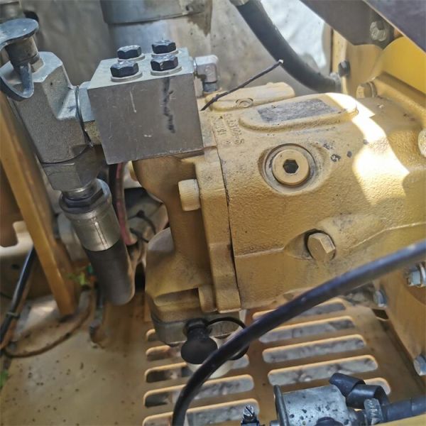 6 ton mini caterpillar cat 306E excavator made in Japan with 0.4 m3 bucket capacity