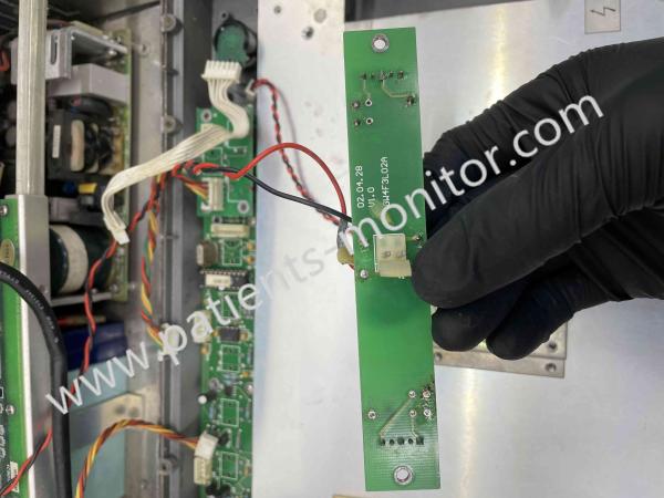 Philip Goldway UT4000F Panneau d'affichage du moniteur du patient Panneau d'inverseur Panneau haute tension 02.04.28 V1.0 GW4F3L02A