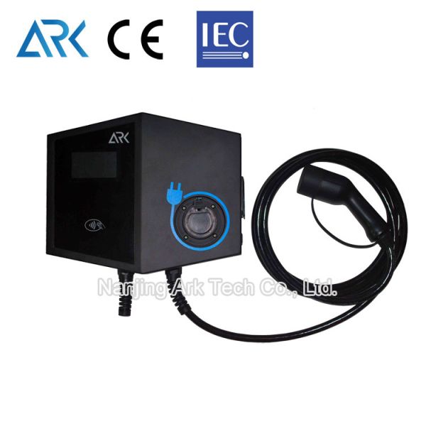 Type 1 Or Type 2 Connectors Wallbox EV Smart Charger