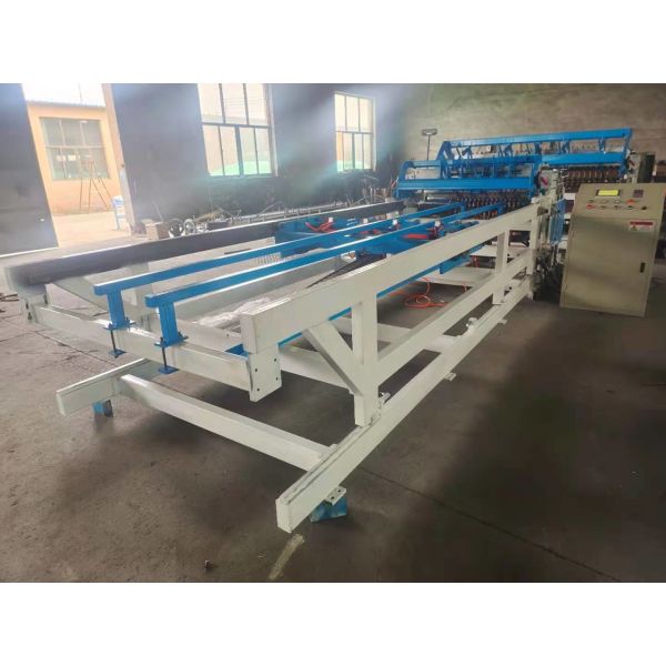 Пневматический сварщик ячеистой сети ширины 1.2m птицы сетки тяги крюка