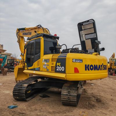 L'excavatrice utilisée est en stock KOMATSU PC200-8/PAINTURE ORIGINALE D'EUX KOMATSU PC200-8 à vendre à bas prix