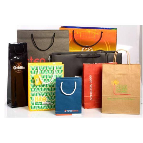 Recyclable Customized Paper Bags Full Color Printing Kraft With Handles