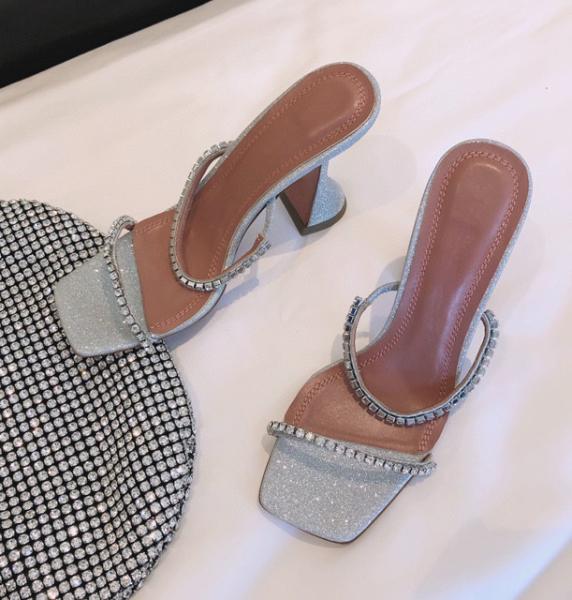 Ankle Strap ODM Nude Block Heel Sandals Patent PU Wine Glass Heel