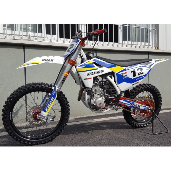 Professional 250cc Motocross Bike Water Cooling Engine NC250 19KW Max Power