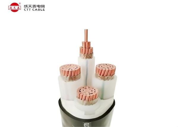 Câble d'alimentation isolé XLPE, conducteur en cuivre, tambour en bois et acier 0,6 / 1kV