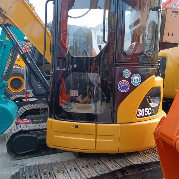 Эксплуатационный экскаватор CAT305CCR Мощность ведра 0,08 м3 Мощность двигателя 35 кВт Эксплуатационный экскаватор