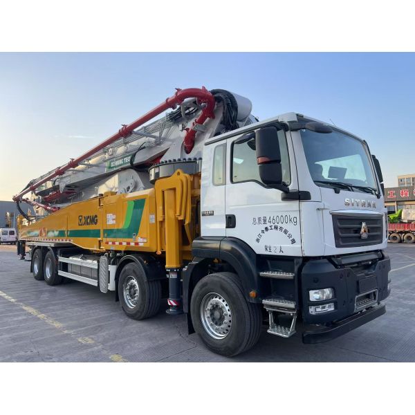 XCMG 62m Concrete Pump Truck with Sitrak Chassis Original 2025