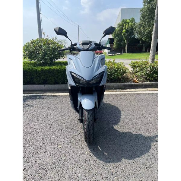 HH-TBMT12  Adult high speed scooter