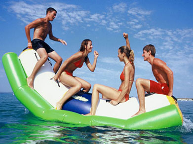 Commercial Grade Crazy UFO Inflatable Disco Boat For Water Game