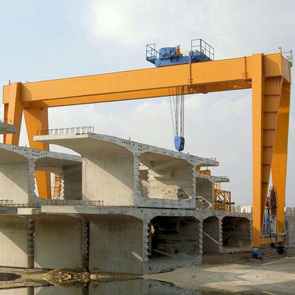 32 Tons Span 20m Trolley type Double Girder Gantry Crane Outdoor
