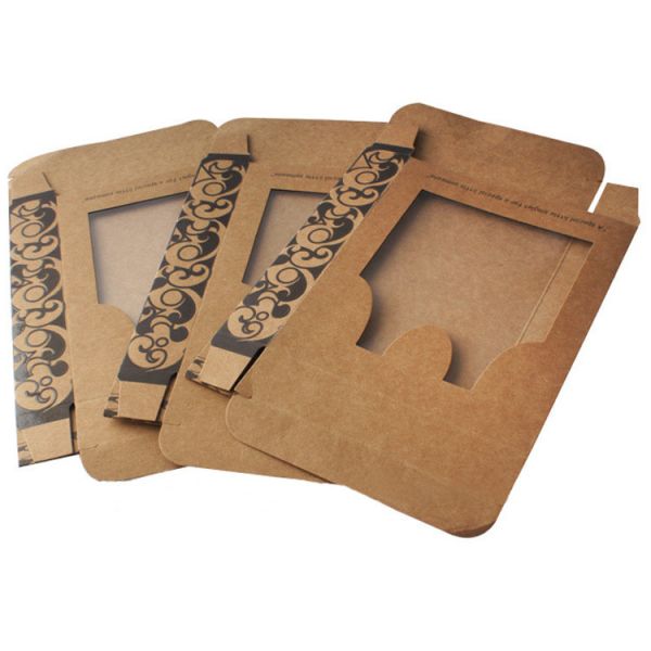 UV Varnish Kraft Paper Underwear Packaging Box With Window
