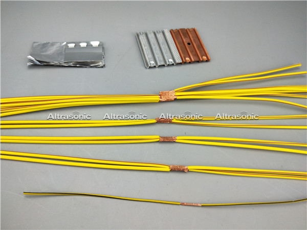 30mm2 20kHz Ultrasonic Metal Welding Machine Wire Welding