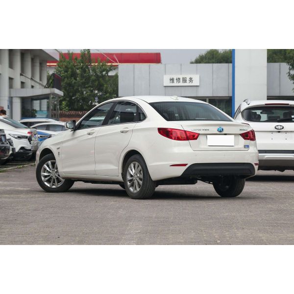 BAIC EU260 Sedan Electric Car New Energy Taxi Vehicles Used Four Wheel SUV