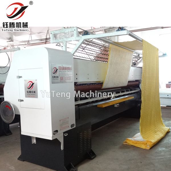 High Speed Computer Multi-needles Shuttle Quilting Machine For Bed Sheets Textile Making