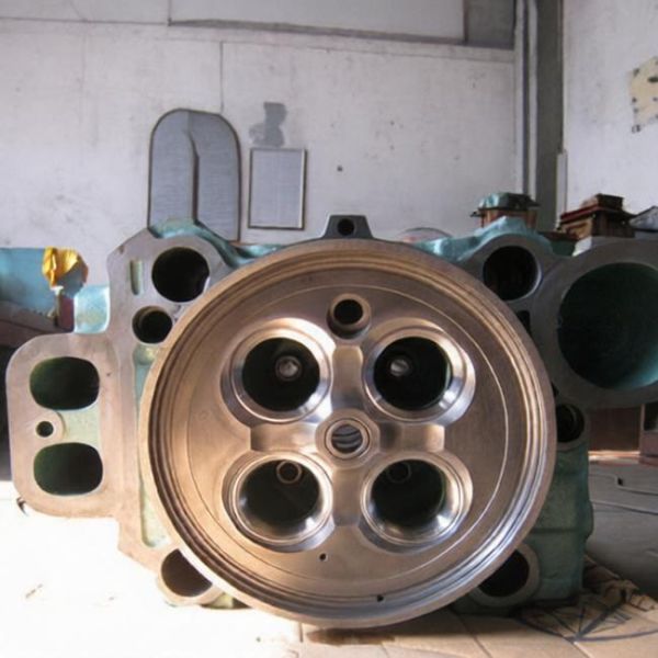 MAK 6M25 Marine Cylinder Heads , Main Engine Cylinder Head With Valve Seat / Guide