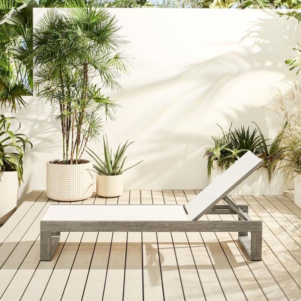 Low Maintenance Garden Patio Lounge Chair Comfy Outdoor Lounge Chairs Weather Proof