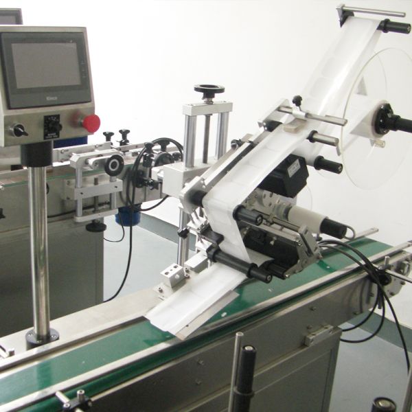 PLC Automatic Flat Label Applicator Machine Applicator For Box Bottle Cap Packaging Bag