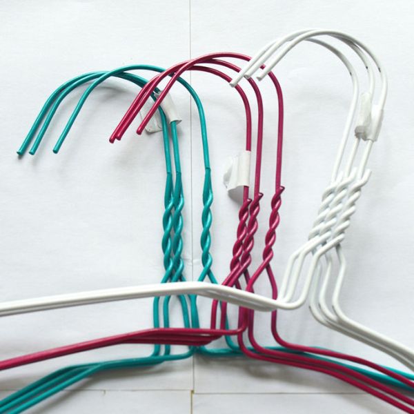 Steel Wire Galvanized Steel Wire Hangers Hanger Height 205cm Rust Proof Durable Designed for Apparel Retail and Industrial