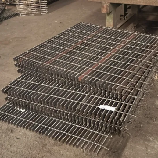 SG-007 Customized Hot DIP Heavy Duty Galvanized metal Welded Steel Grating For Drain Cover