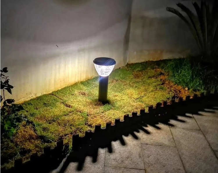 Garden Decoration Outdoor Solar LED Flood Lights For Pathway SMD 3528