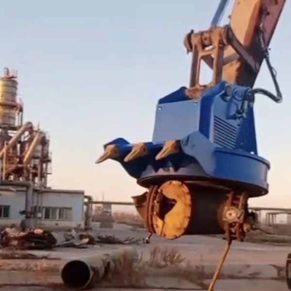 Голубое 150cm гидравлическое ведро экскаватора Yakai CTHB 1400kg магнита экскаватора магнитное