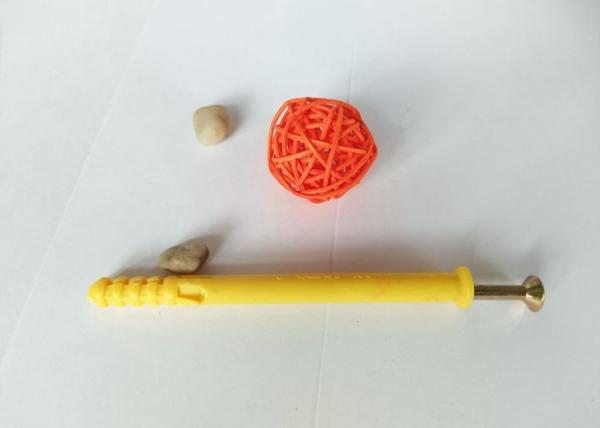 Standard Plastic Expanion Anchor Bolt / Nylon Wall Anchors For Construction