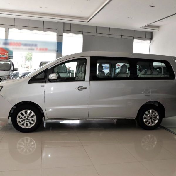 Сделанный в 2022 году JAC M4 2.0L СНГ Электрическое рулевое управление Евро VI Средне-Большой MPV 4 двери 7 мест