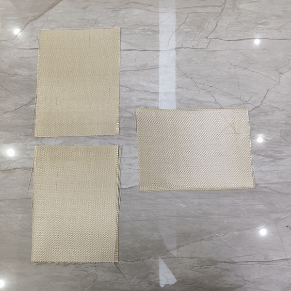 Heat Treated High Silica Fiberglass Fabric With Vermiculite Coated Thermal Insulation