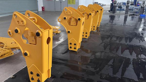 Hydraulic 20 Ton Rock Breaker Demolition Jack Hammer For Tractor Excavator