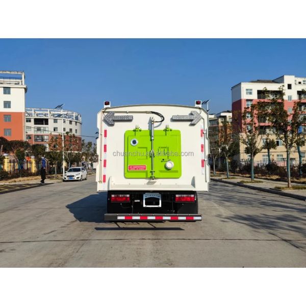 Exigence du client : Balayeuse routière électrique à aspiration pour le nettoyage des rues de la ville et des pistes d'aéroport, type d'énergie : tout électrique