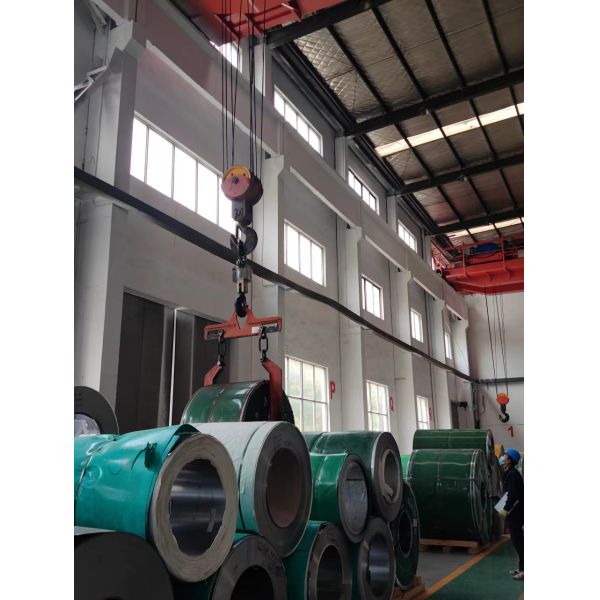 Cold Hot Rolled Stainless Steel Strip Coil / Stainless Steel 304 Coil For Construction