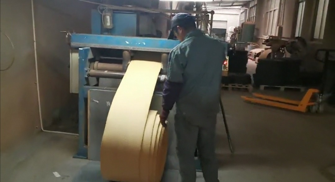 Не сплетенный азбестом тормоз брашпиля анкера ворота зачаливания Rolls обкладки тормоза