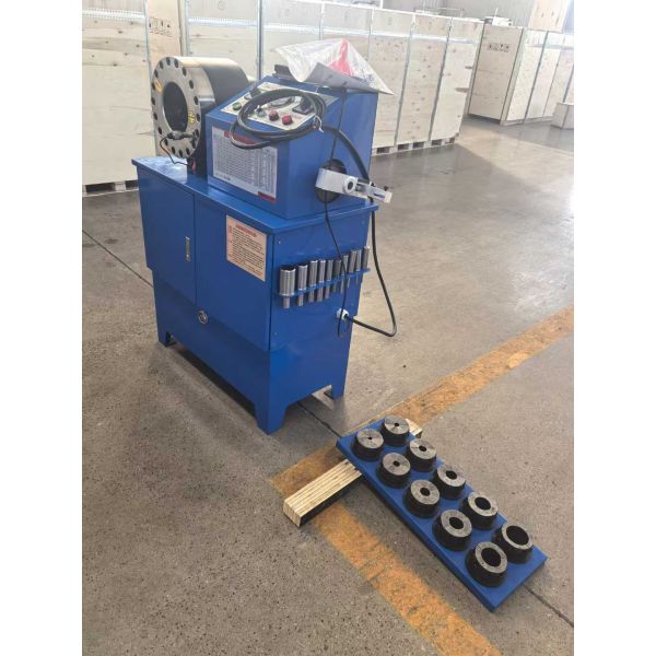 Dual Functionality Hydraulic Hose Crimping Machine with Wide Crimping Range and Comprehensive Die Set for Industrial Applications
