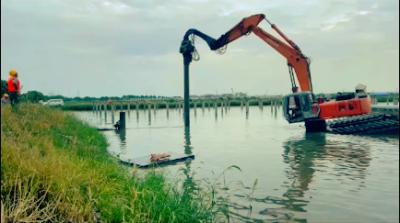2500rpm Mini Excavator Pile Driver , Vibratory Pile Driver For Excavator