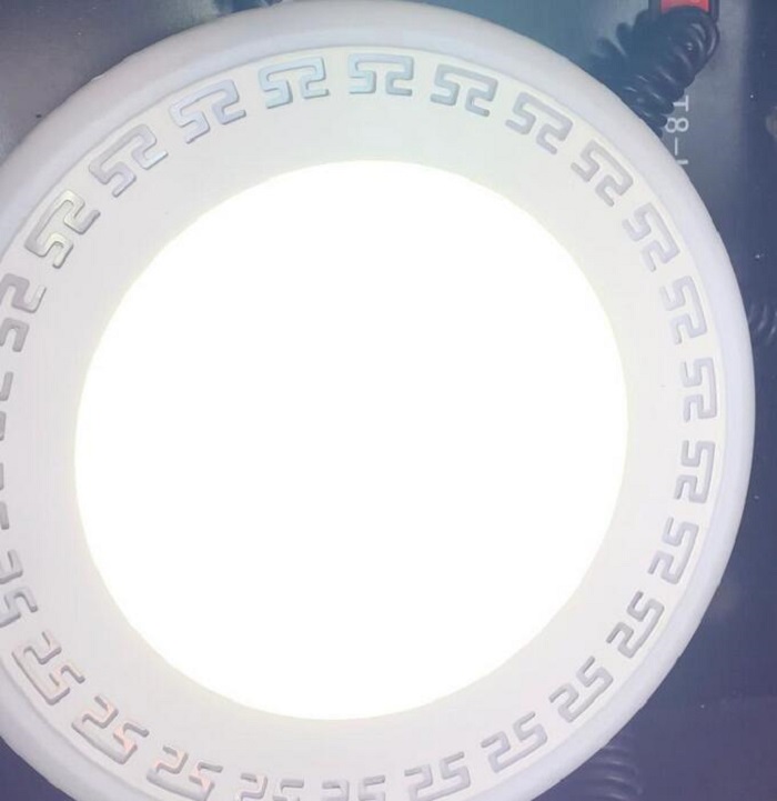 Утопленное сопротивление ржавчины потолка привело панель Downlight