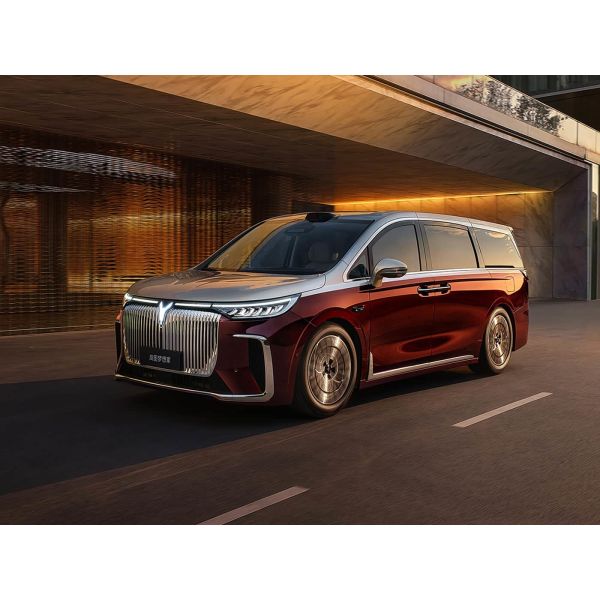 2025 VOYAH Dreamer MPV New Energy Electric Vehicle with Hybrid Fuel 7 Seats Lantu Dreamer Lithium Battery 4WD Voyan PHEV