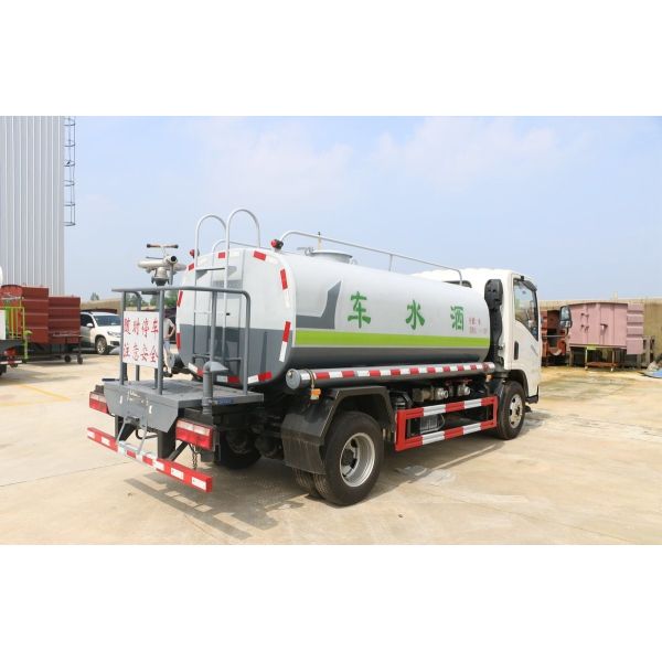 Tractor de eixo único montado em reboque de tanque de água de alta eficiência 3 toneladas