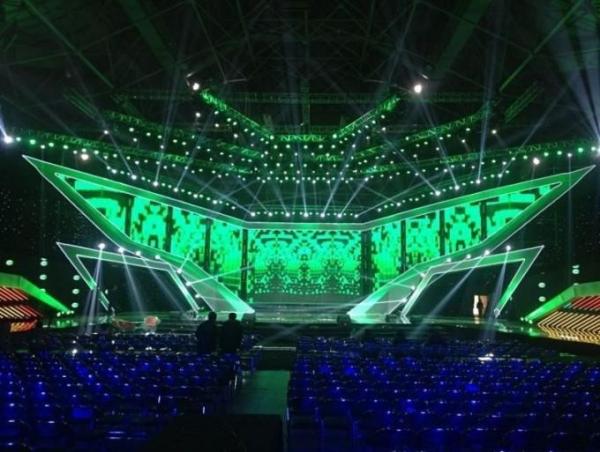 Silver Aluminum Truss System With Large Loading TUV 10m X 10m X 10m