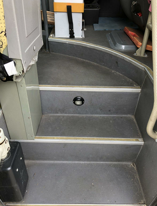 Huanghai 34 Seater Special School Bus 5 Speed Manual Euro 4