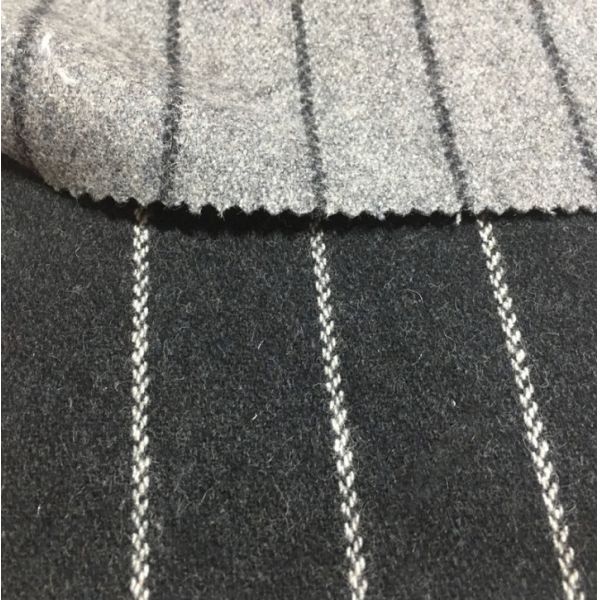 58 Inch Red Plaid Tweed Fabric 800gsm Wool Tweed Upholstery Fabric