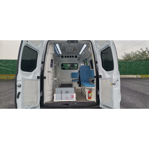 Ford Transit Medical Ambulance Gasoline 8 Seats Ford Transit Box Ambulance