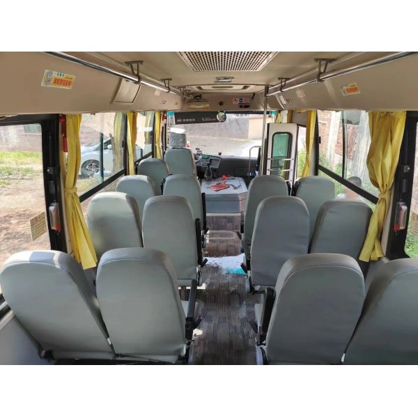 Used Ford Minibus Front Weichai Engine 28 Seats Sliding Window 2020 Year 7 Meters 2nd Hand Ankai Bus HFF6739