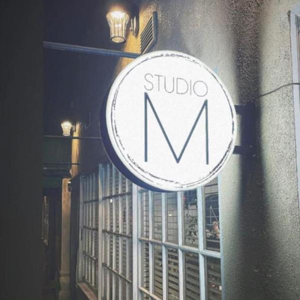 Double Side Outdoor Light Box Advertising Shop Round Rotating Light Box Led Sign 3D Letter Sign Acrylic Light Box