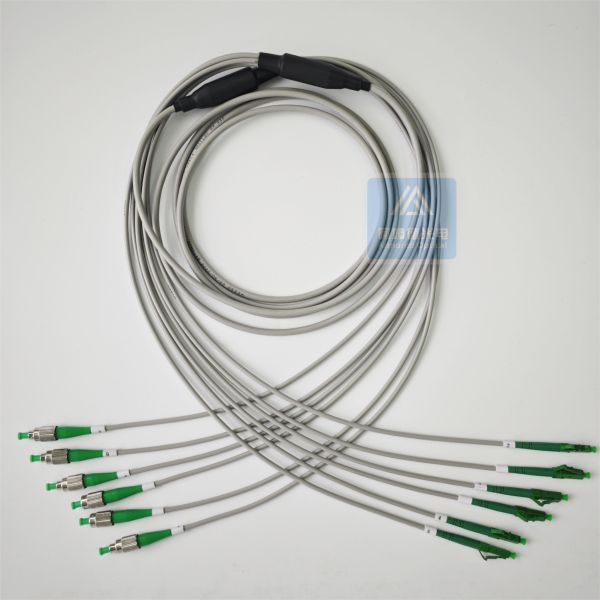 FC APC LC APC Patch Cord 6F Armored Patch Cord 2m 5.0mm Grey PVC Jacket